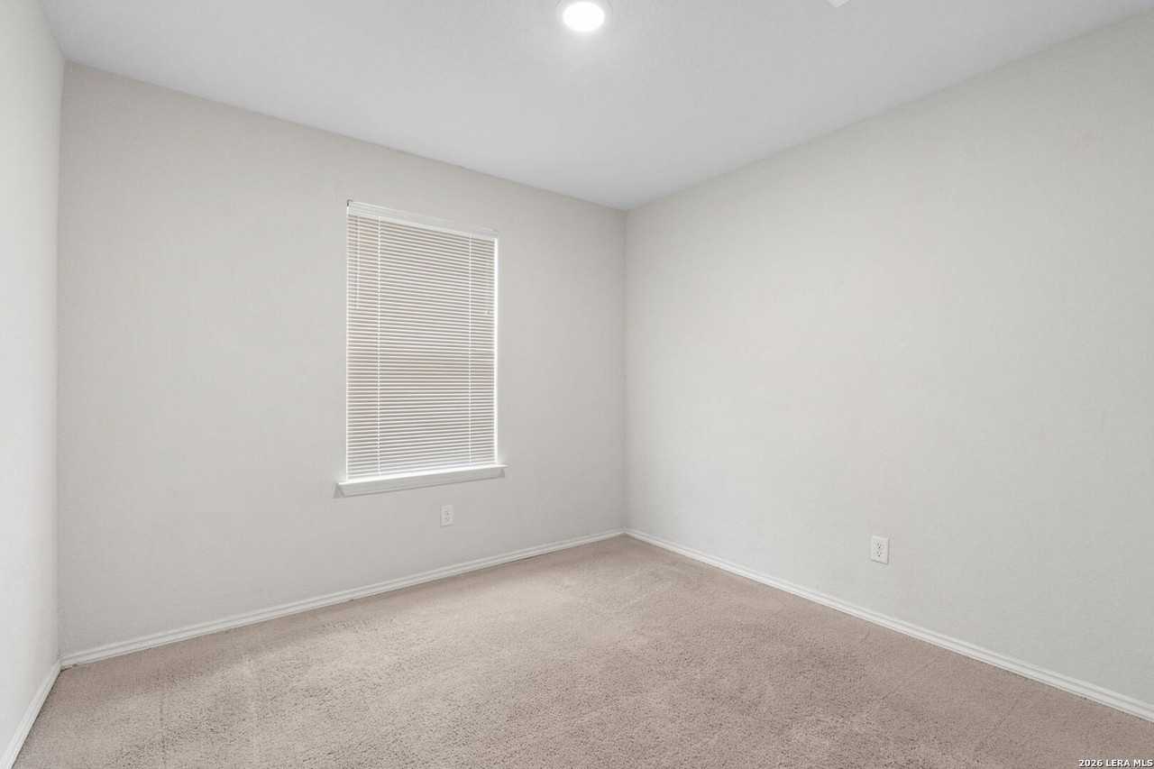 13726 Crossbow Rdg - Photo 6 of 15