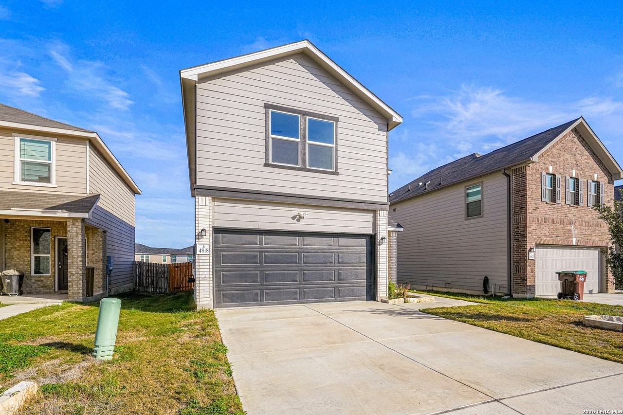 4818 Ocean Wave - Photo 3 of 26