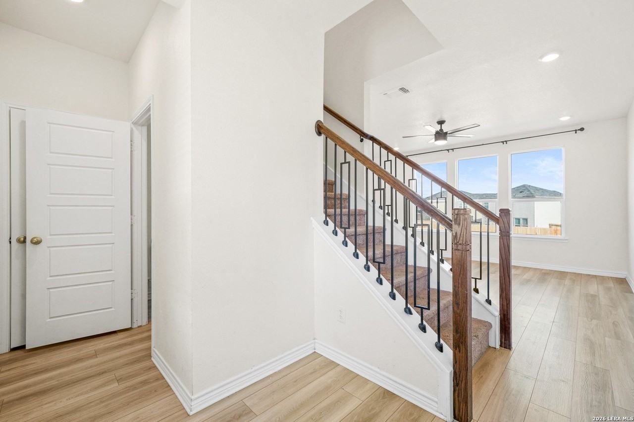 4818 Ocean Wave - Photo 5 of 26