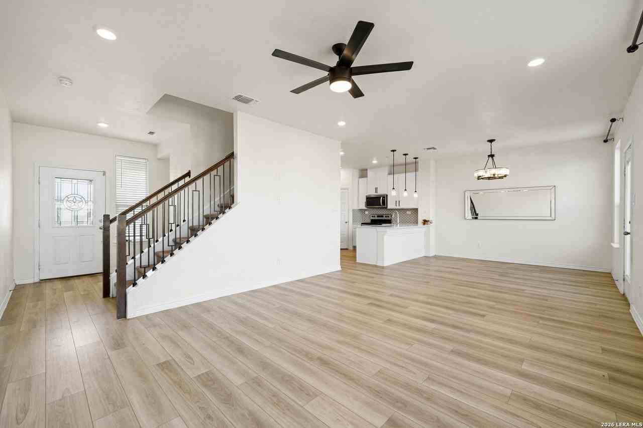 4818 Ocean Wave - Photo 7 of 26