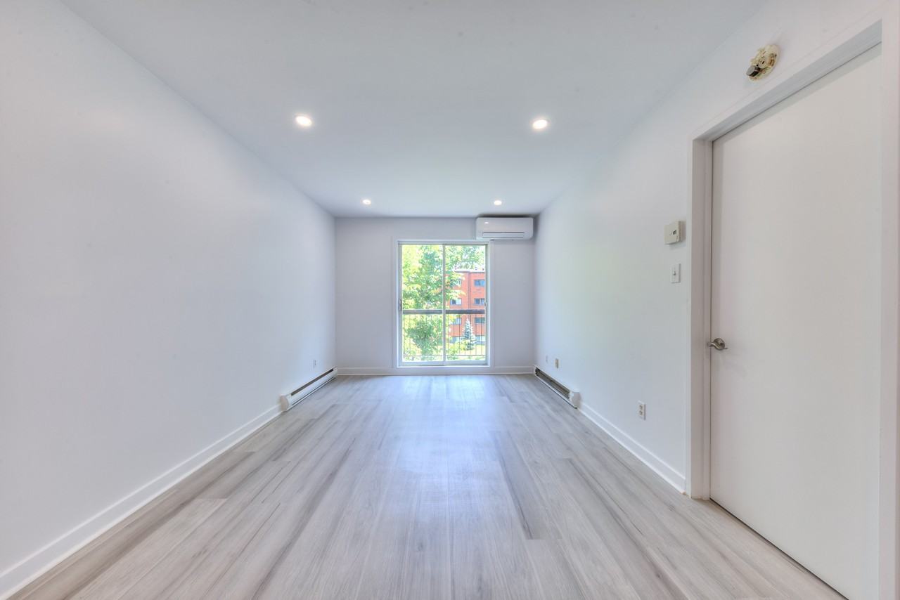 90 Boulevard Jean-Paul-Vincent #35 - Photo 5 of 10