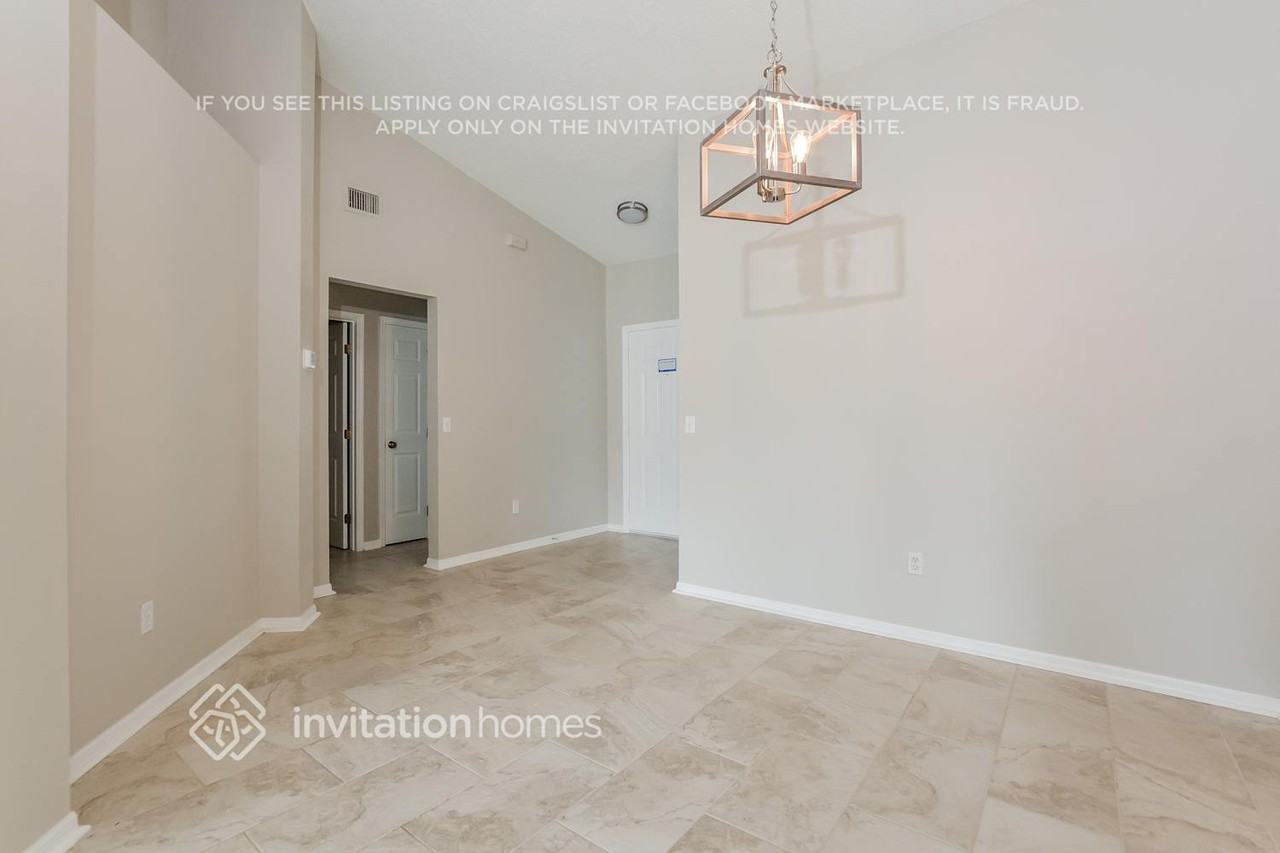 1206 Whitewood Way - Photo 3 of 17