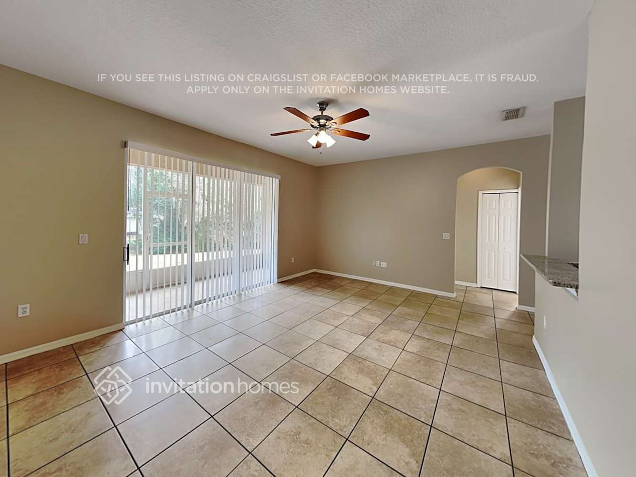 555 Bluff Pass Dr - Photo 5 of 19