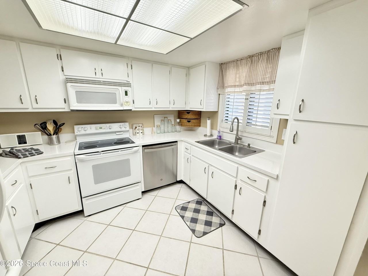 5800 N Banana River Blvd Apt 213 #213 - Photo 7 of 26