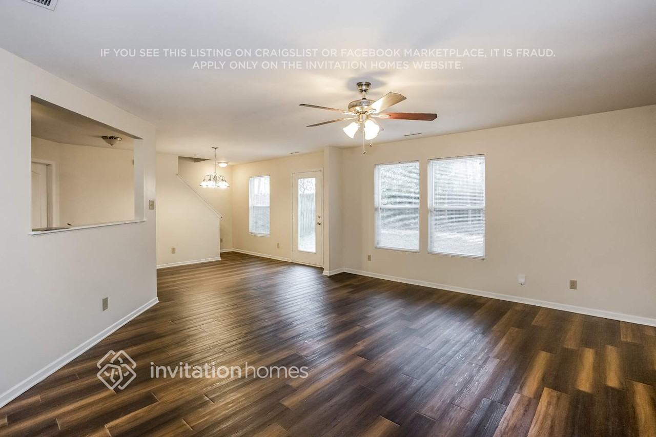 5425 Idlewild Rd N - Photo 7 of 18