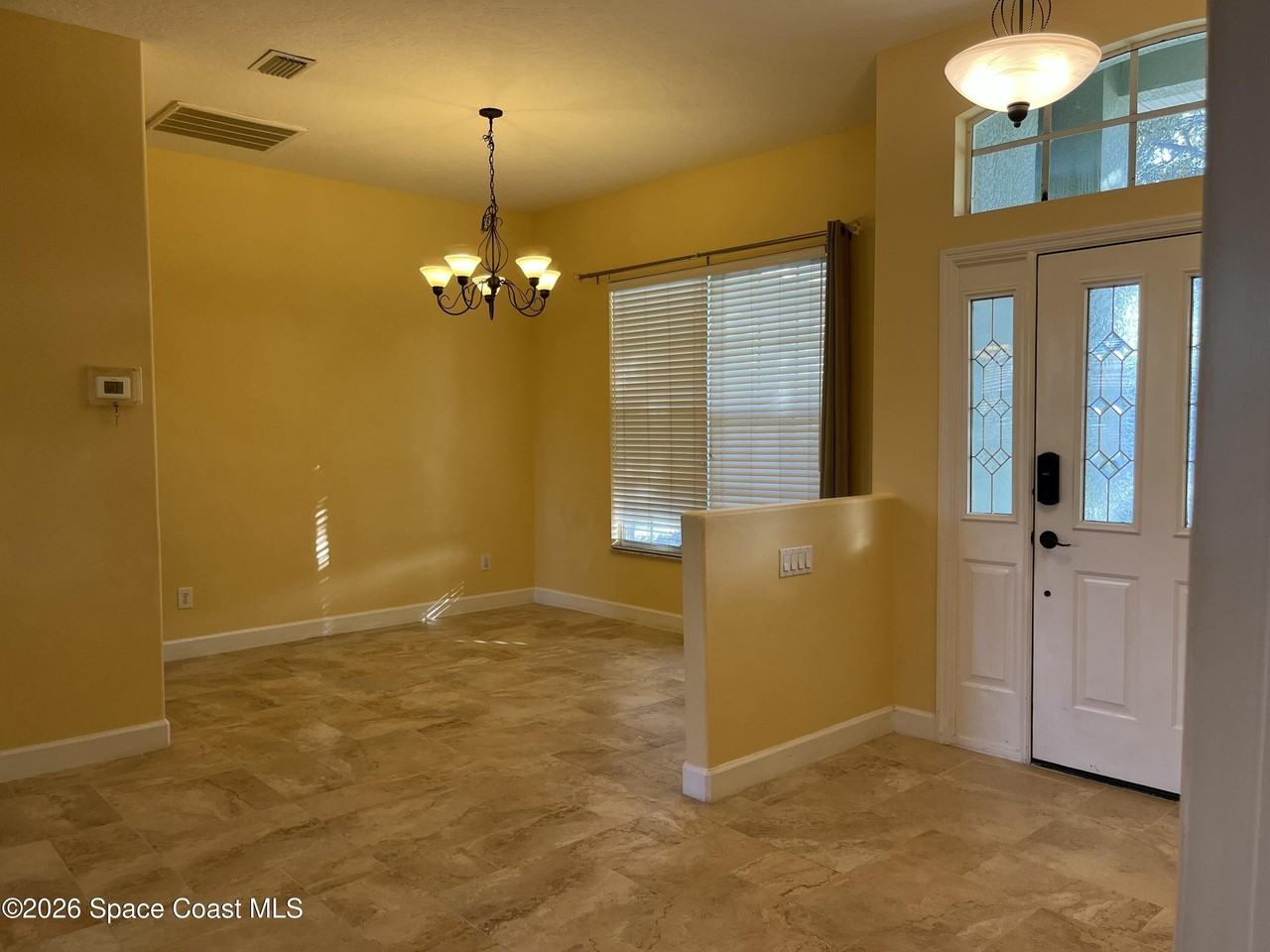 1882 Woodfield Cir - Photo 7 of 42