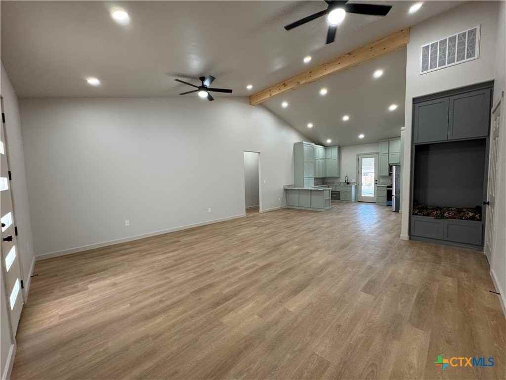 318 Warehouse Rd - Photo 6 of 39