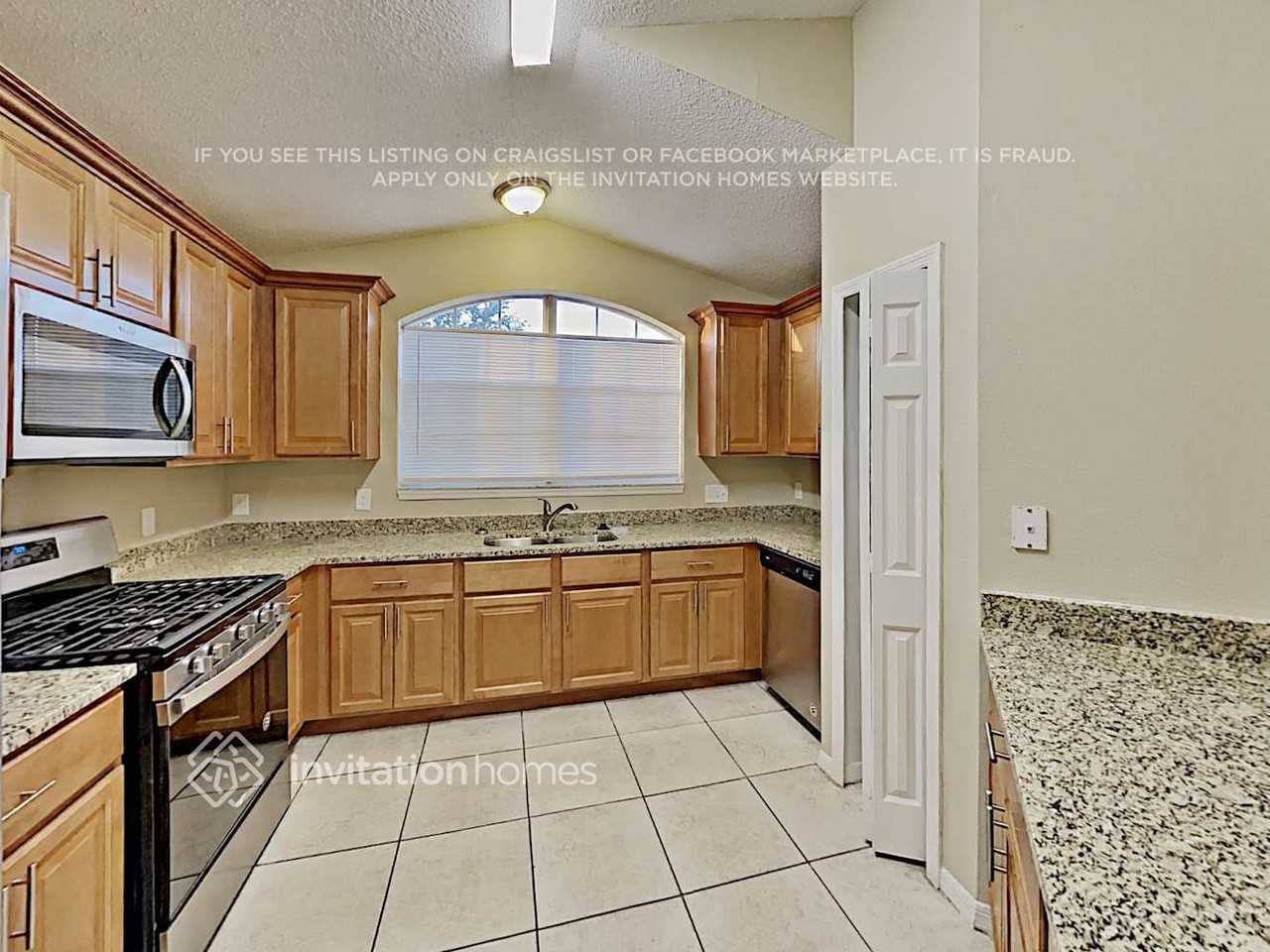 971 Kenbar Ave - Photo 7 of 17