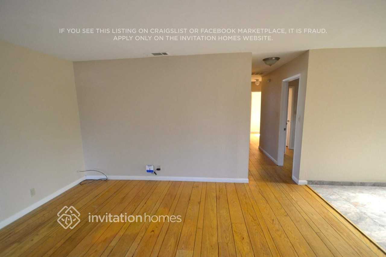 531 Tabor Ave - Photo 3 of 9