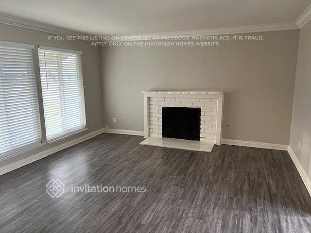 2895 Myers St - Photo 2 of 11