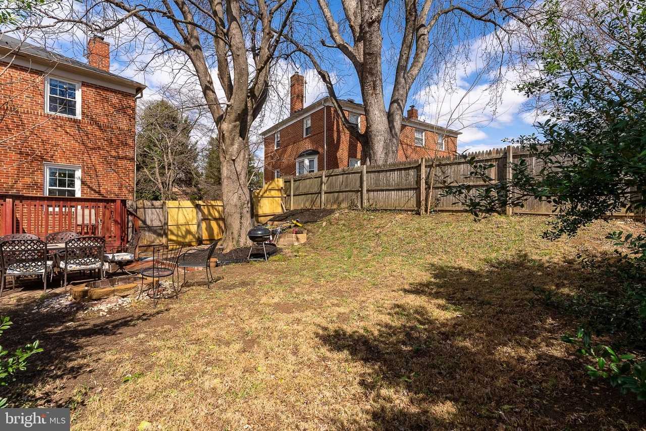 633 Walker Ave - Photo 4 of 32