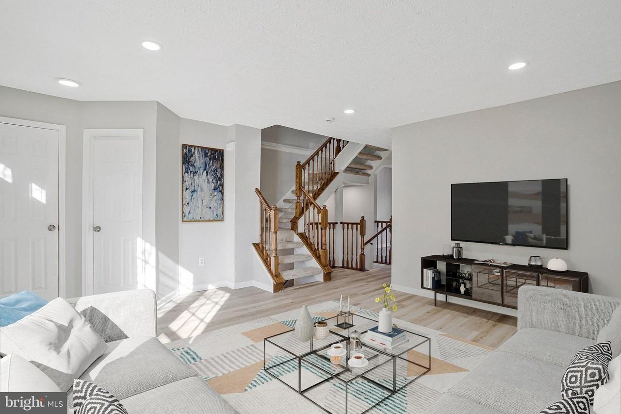 8263 Berryfield Dr - Photo 3 of 50