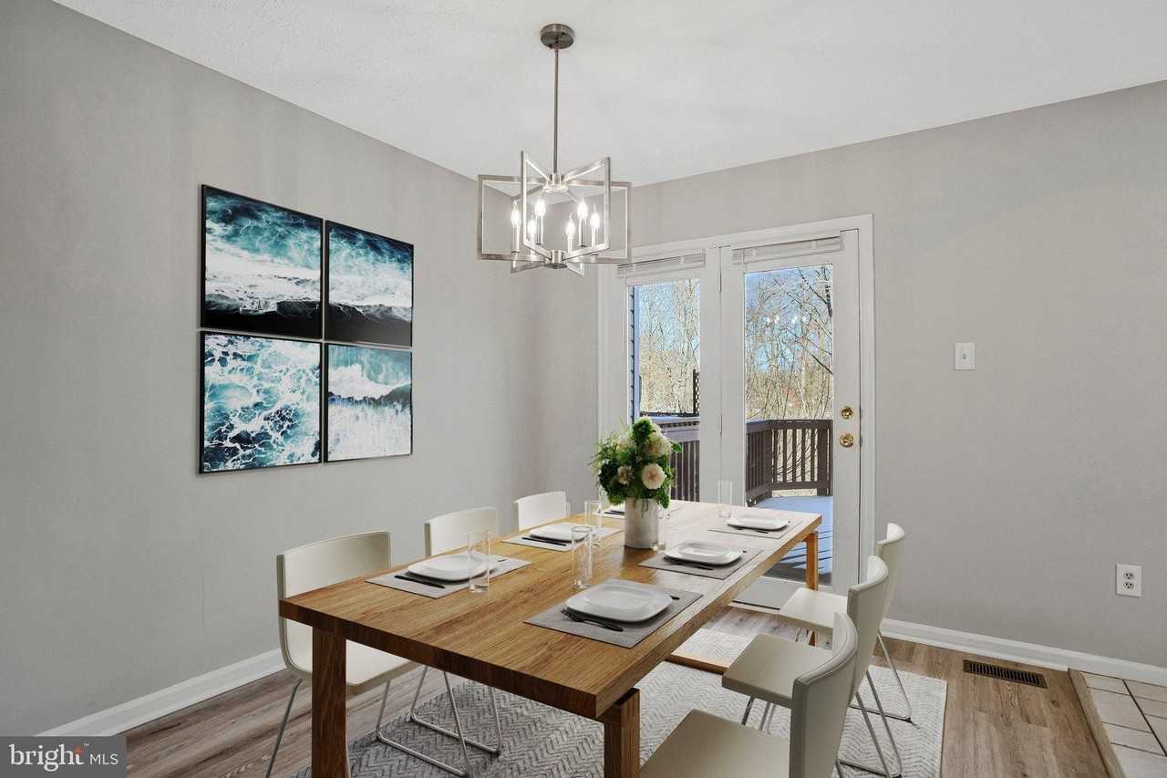 8263 Berryfield Dr - Photo 7 of 50