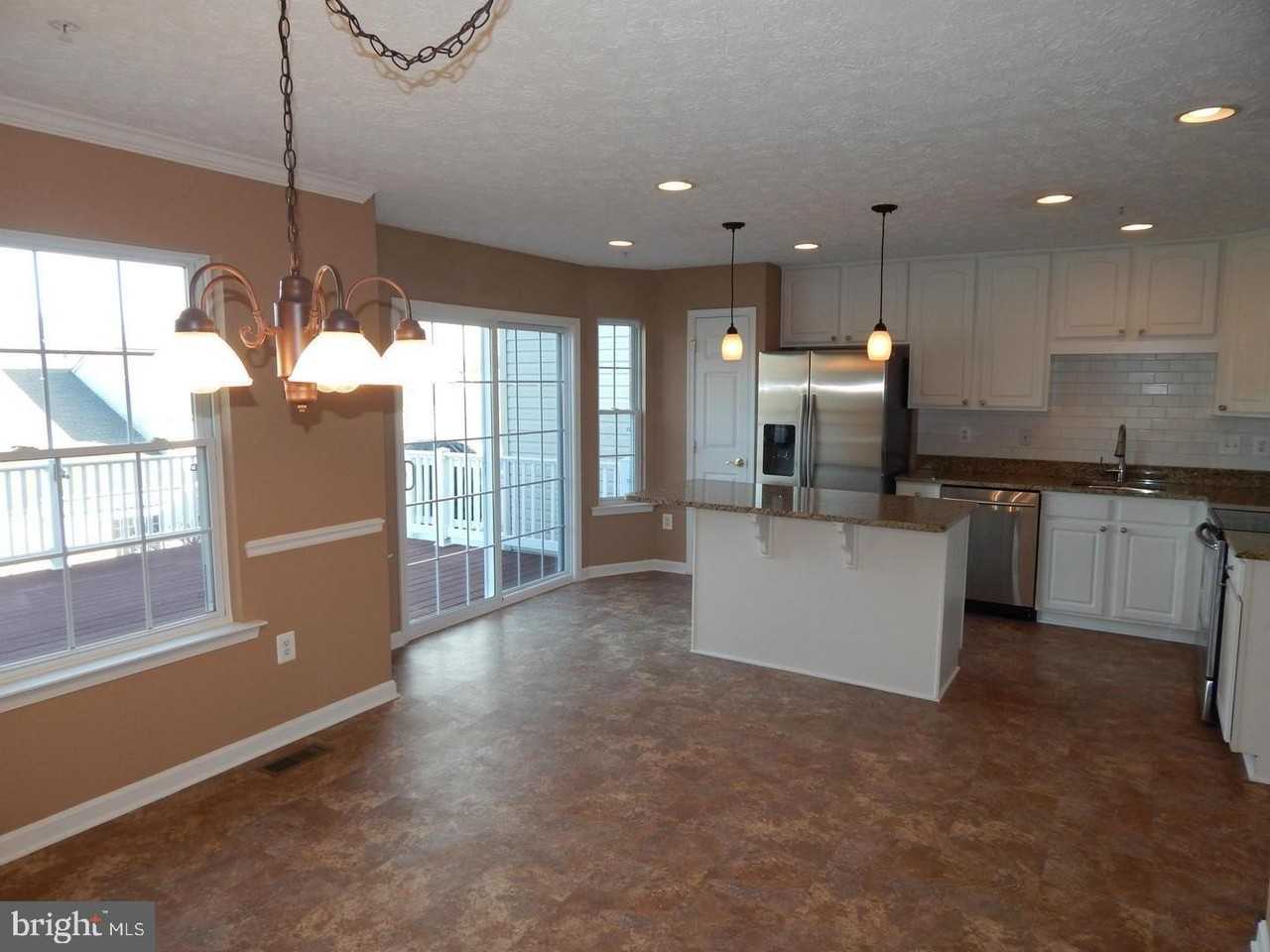 1983 Cullen Way - Photo 4 of 25