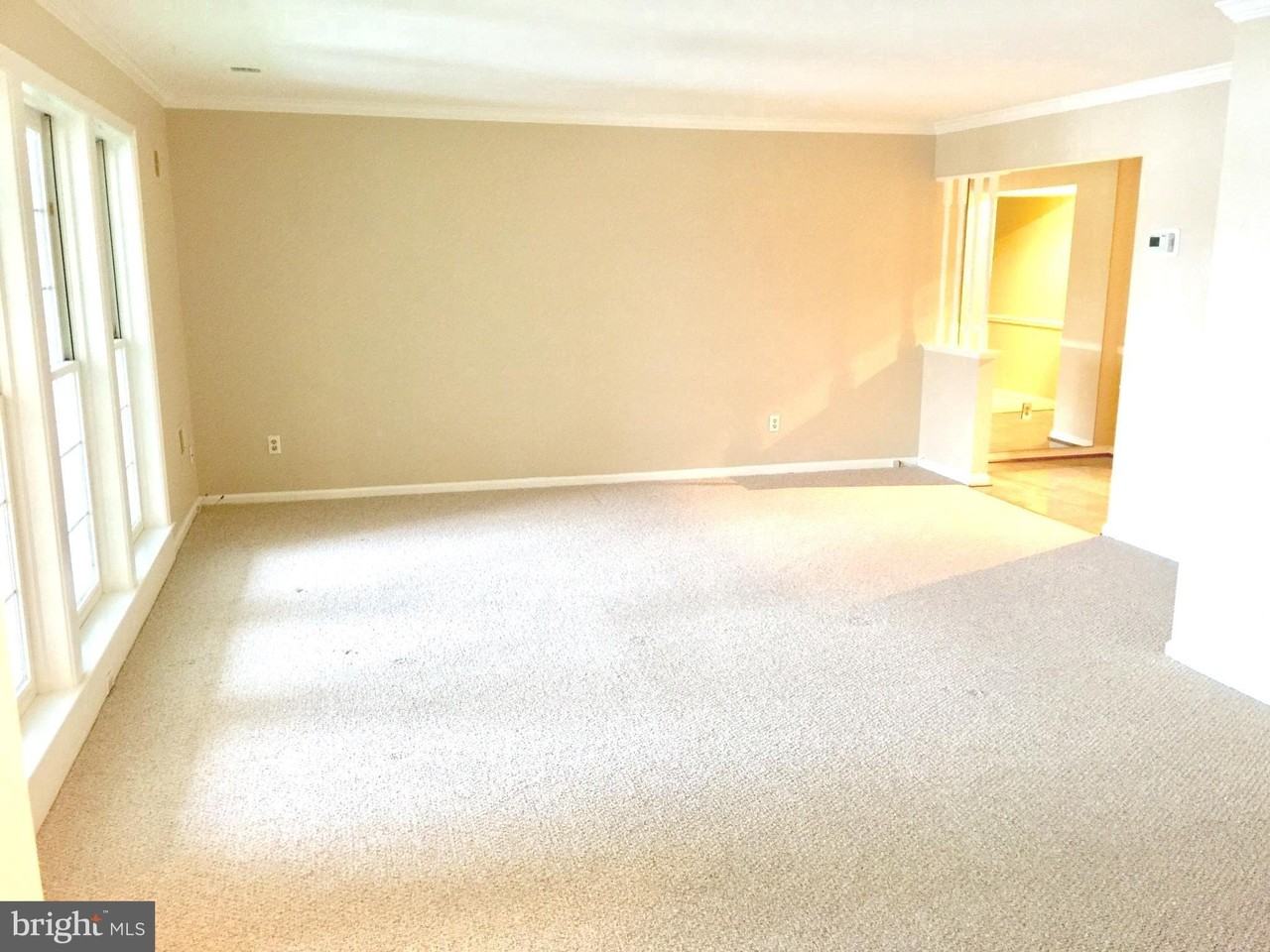 10715 Kings Riding Way Apt 202 #202 - Photo 6 of 17