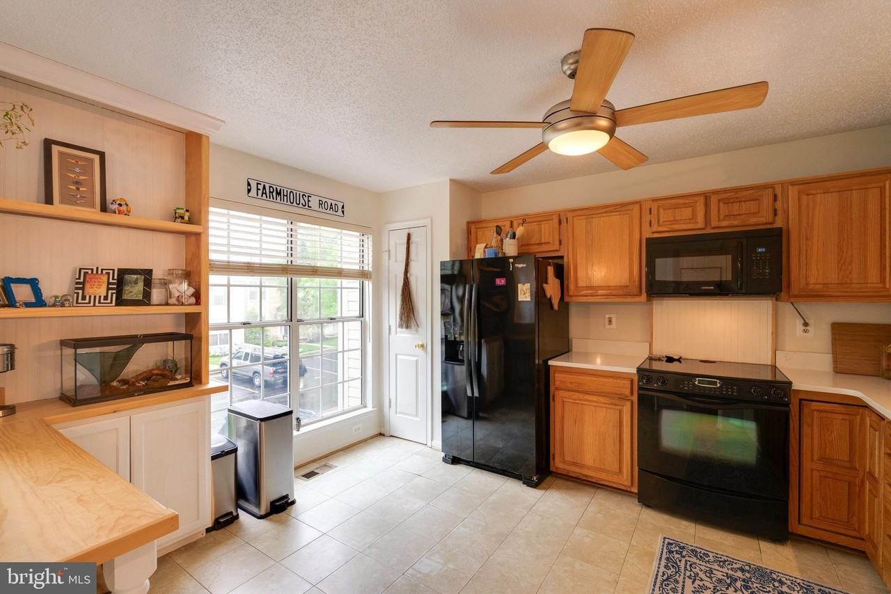 2303 Massanutten Dr - Photo 2 of 24