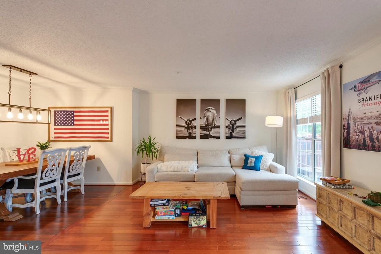 2303 Massanutten Dr - Photo 7 of 25