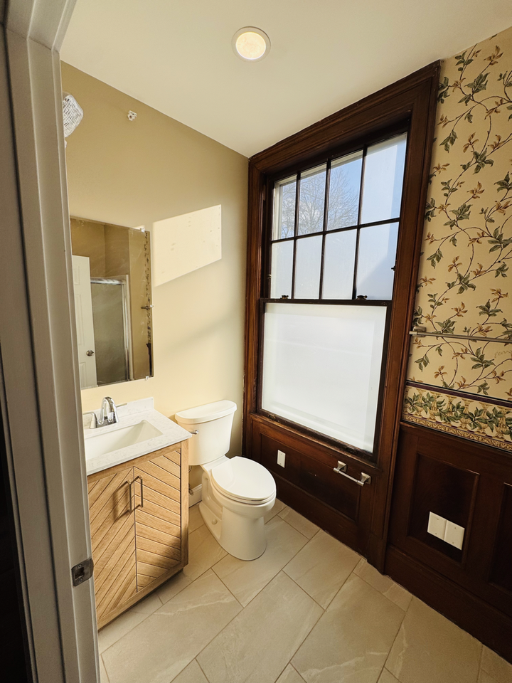 7 Oak St #001 - Photo 5 of 15