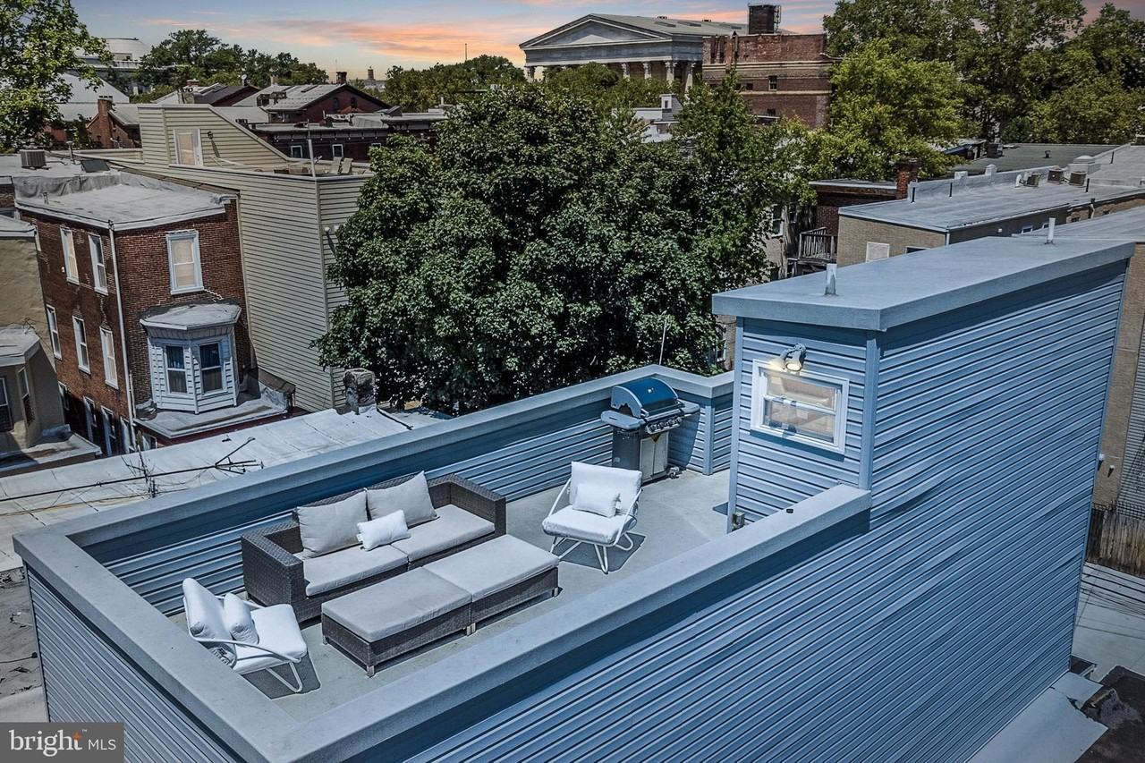 1935 Cambridge St - Photo 3 of 50