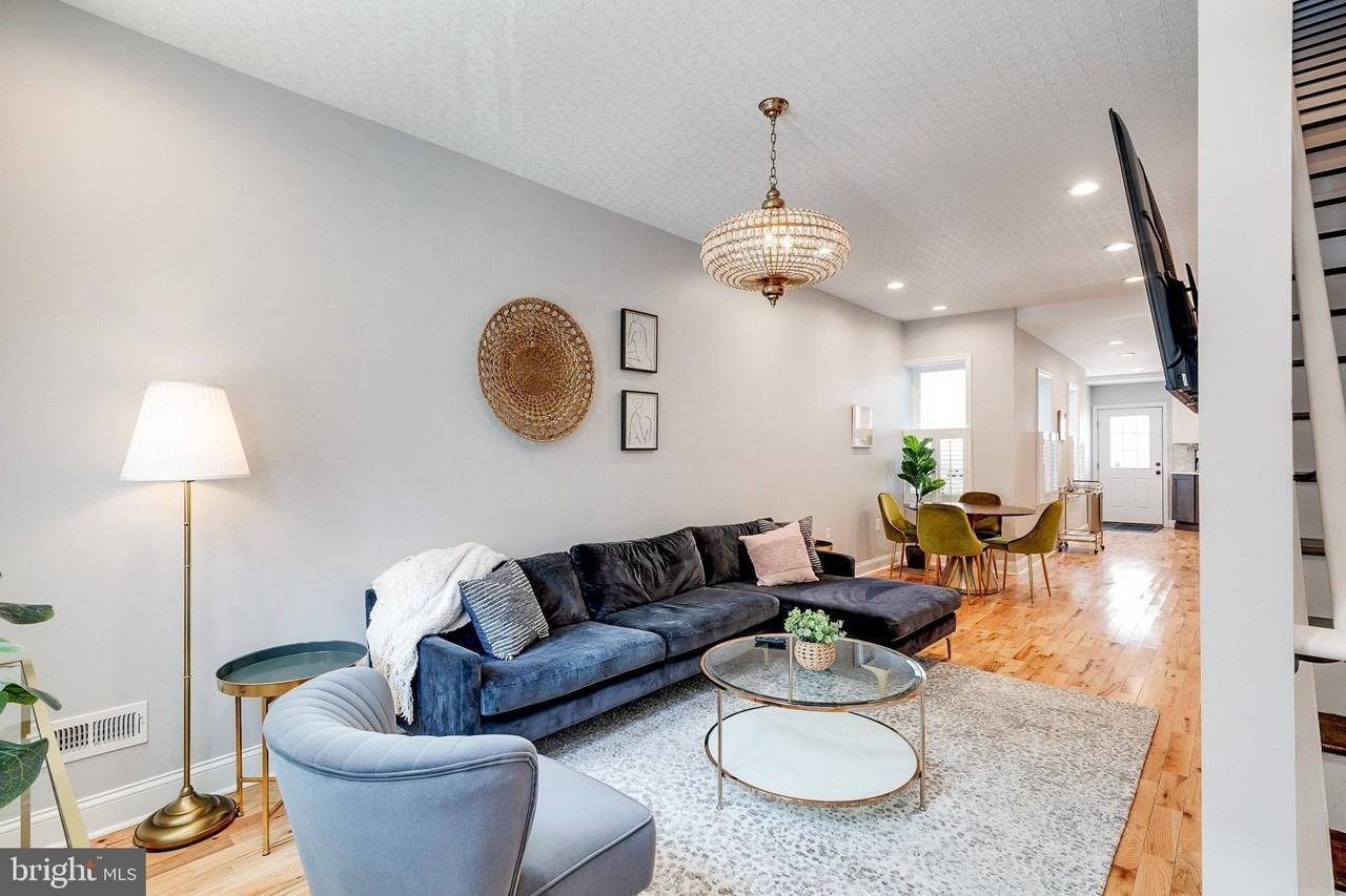 1935 Cambridge St - Photo 7 of 50