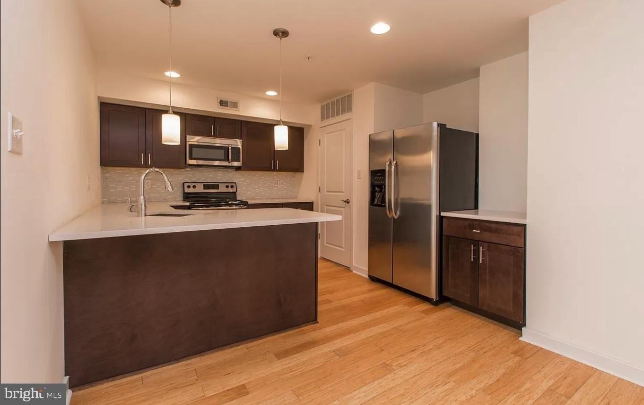 98082 N 2nd St Unit 2f #2F - Photo 3 of 15