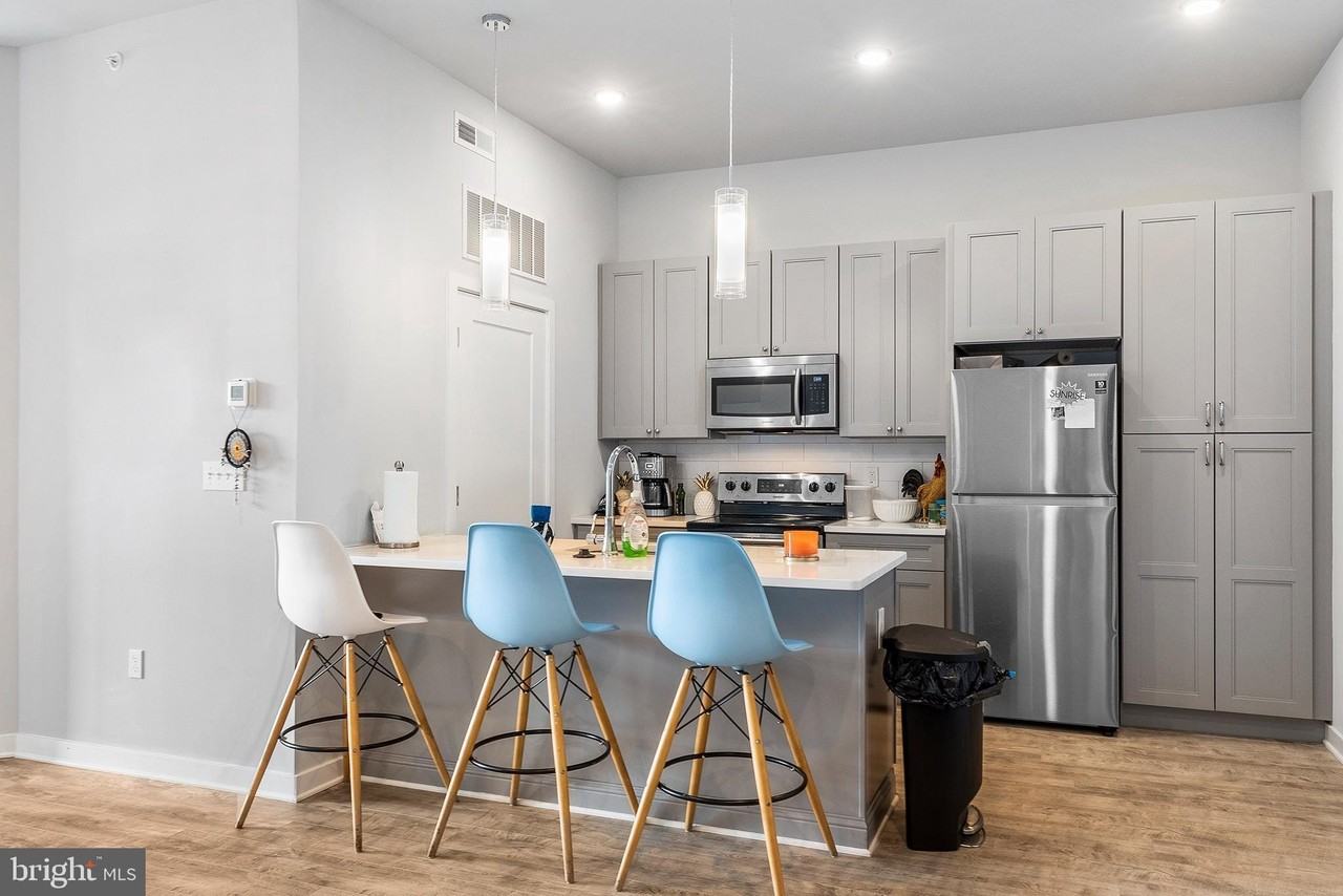 5102 Rochelle Ave Unit 8 #8 - Photo 4 of 13