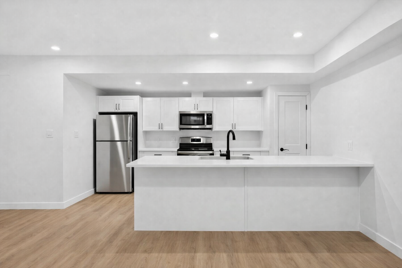 10318 147 St Nw Bsmt #10318BS - Photo 5 of 17