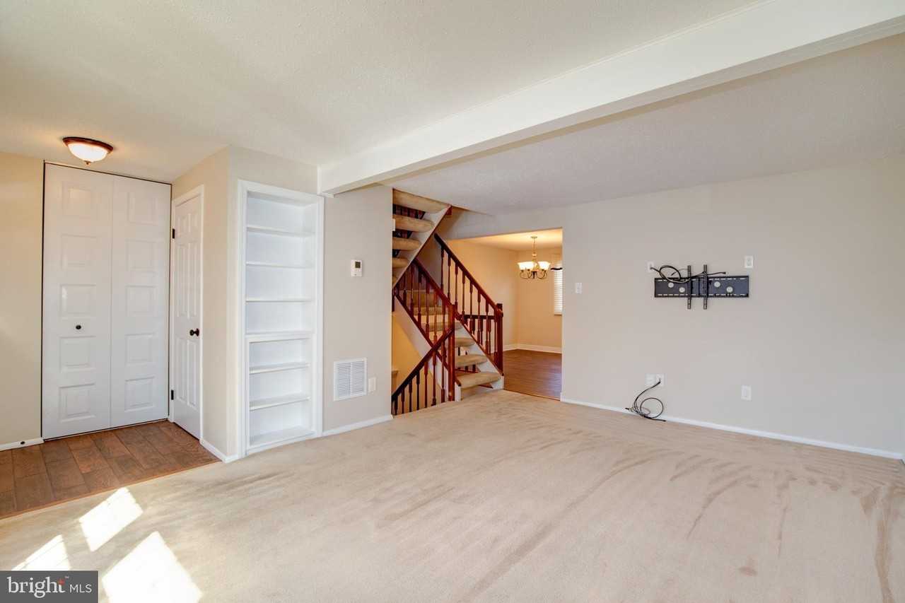 5250 Saint Genevieve Pl - Photo 6 of 23