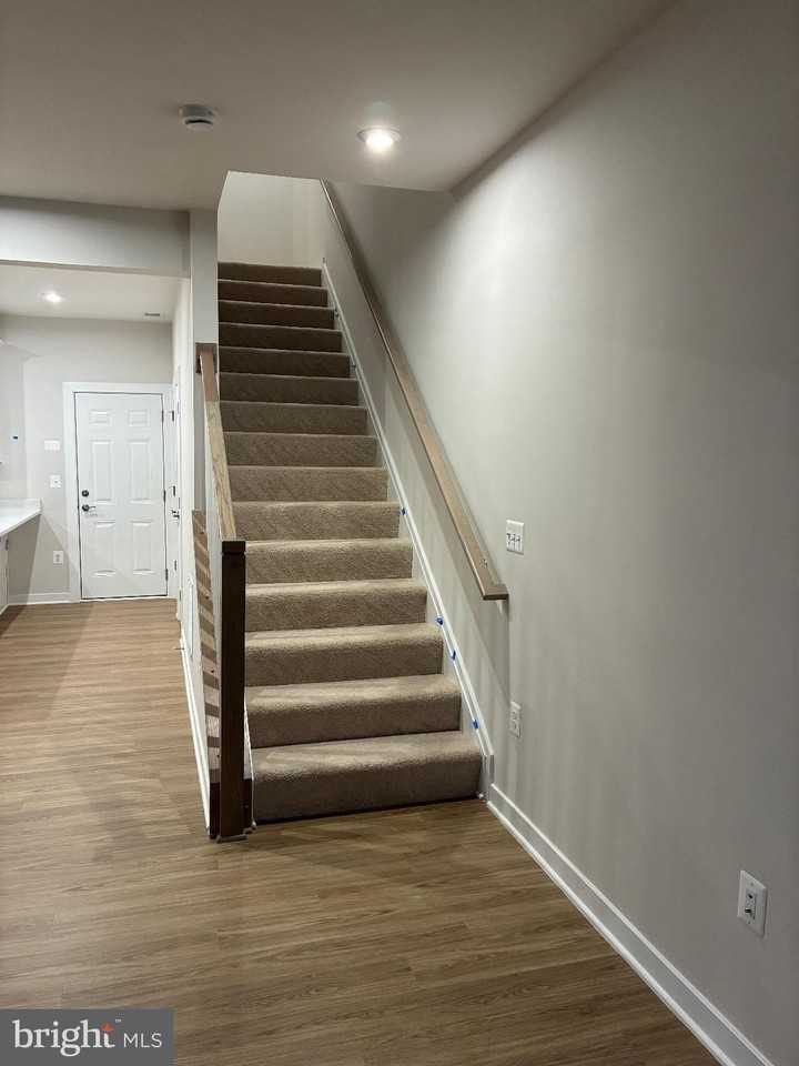 1014A Mays Ln - Photo 4 of 12