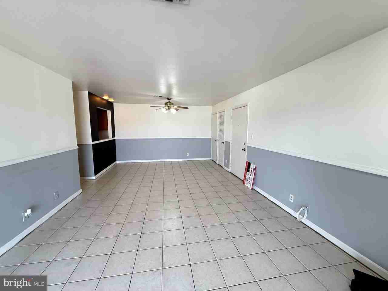 102 Picadilly Ln Apt 203 #203 - Photo 4 of 13