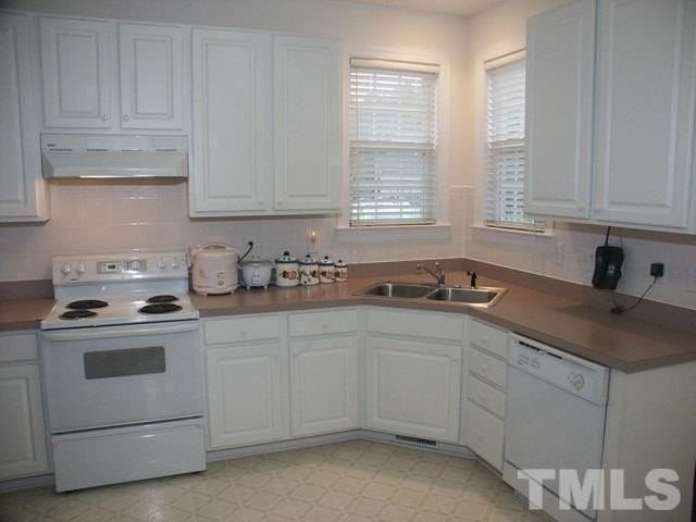 3319 Swinford Ct - Photo 3 of 17