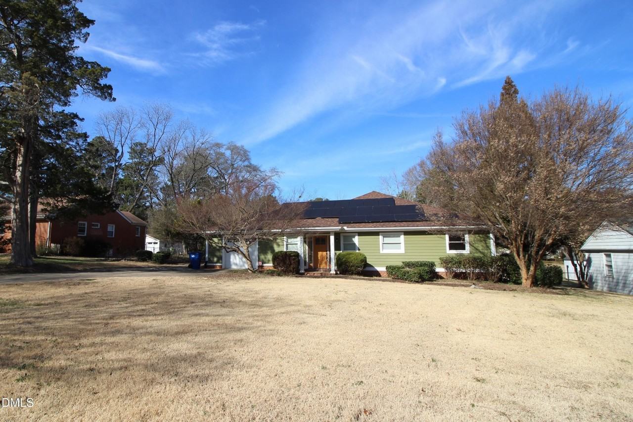 222 Wilmot Dr - Photo 2 of 25