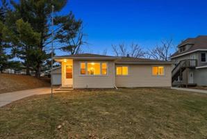 featured image of 124 N College St