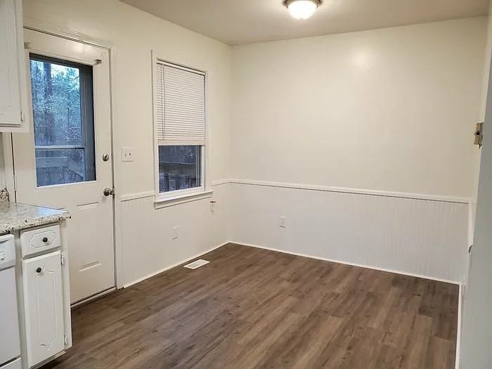 217 Wynn Way #B - Photo 4 of 15