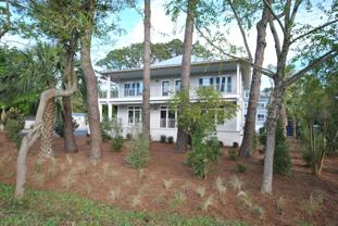3 Burkes Beach Rd #B - Photo 1 of 1