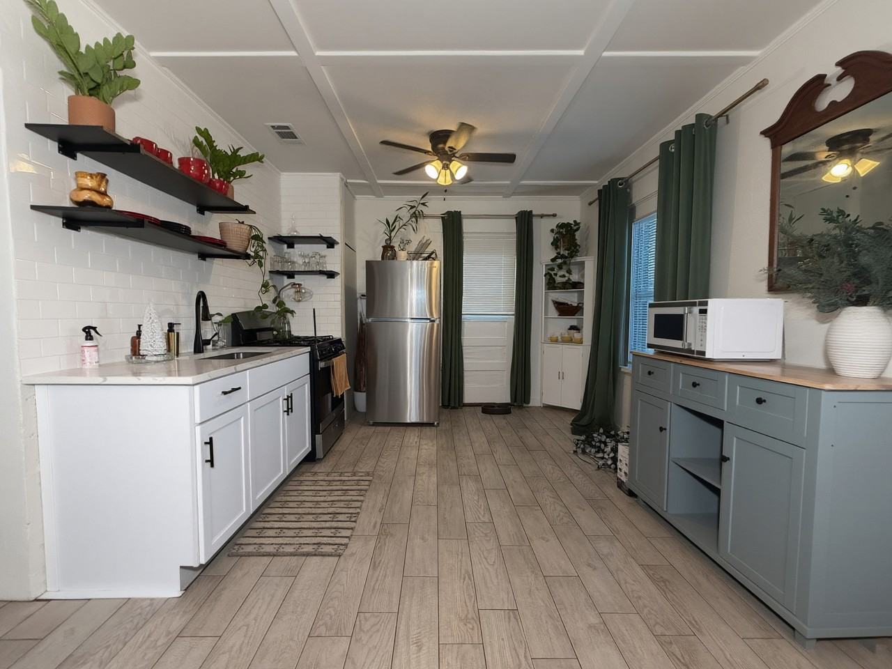 504 W Gandy St #1 - Photo 5 of 13