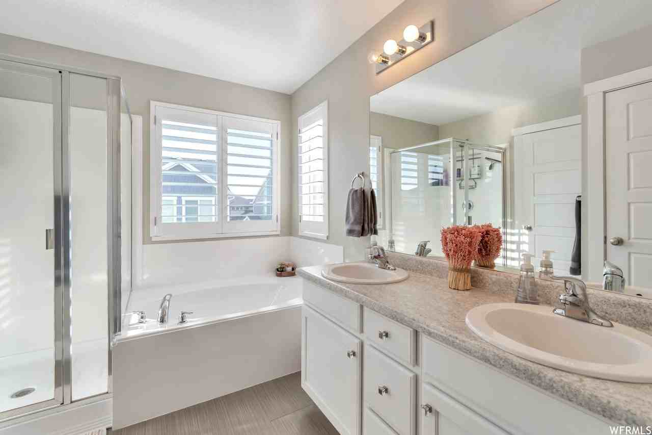 3696 W Falcon Meadow Way - Photo 6 of 23