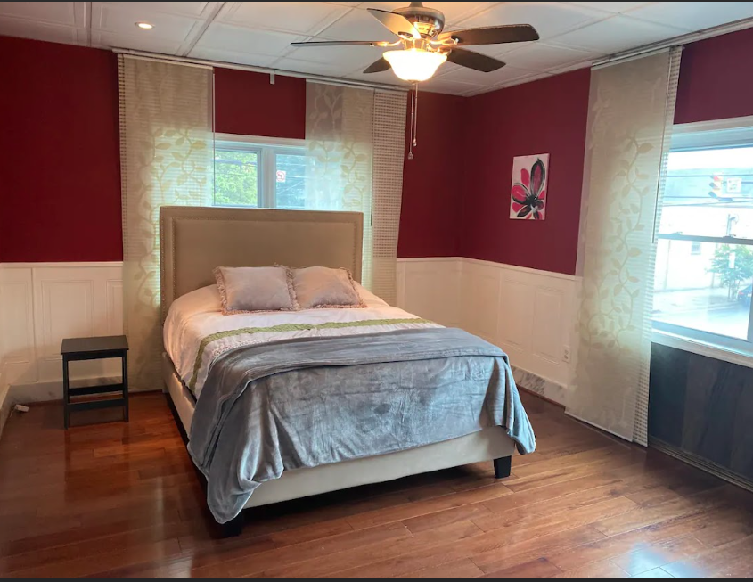 1000 Queen Street - Photo 5 of 6