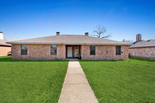 2828 Cottonwood Lane - Photo 1 of 1