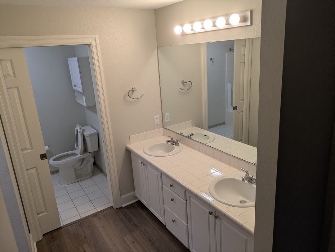 520 SE Columbia River Dr #220 - Photo 6 of 24