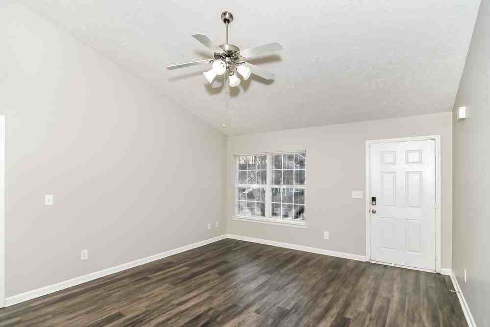 177 Howard Woody Dr - Photo 5 of 16