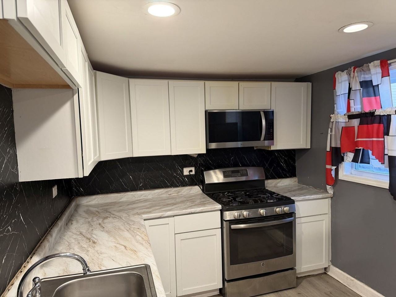 756 Newell Ave - Photo 5 of 16