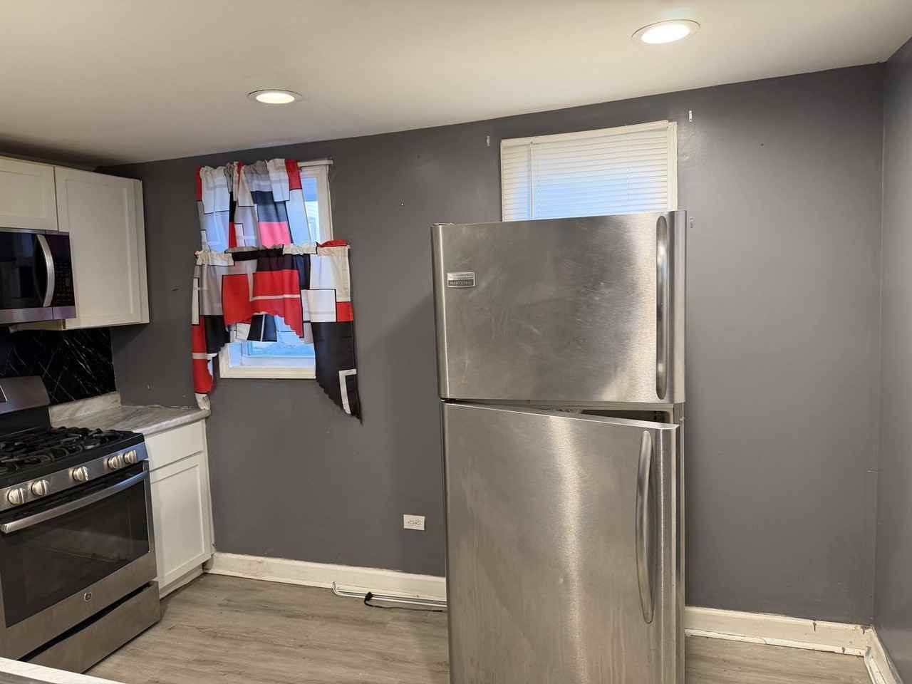 756 Newell Ave - Photo 6 of 16