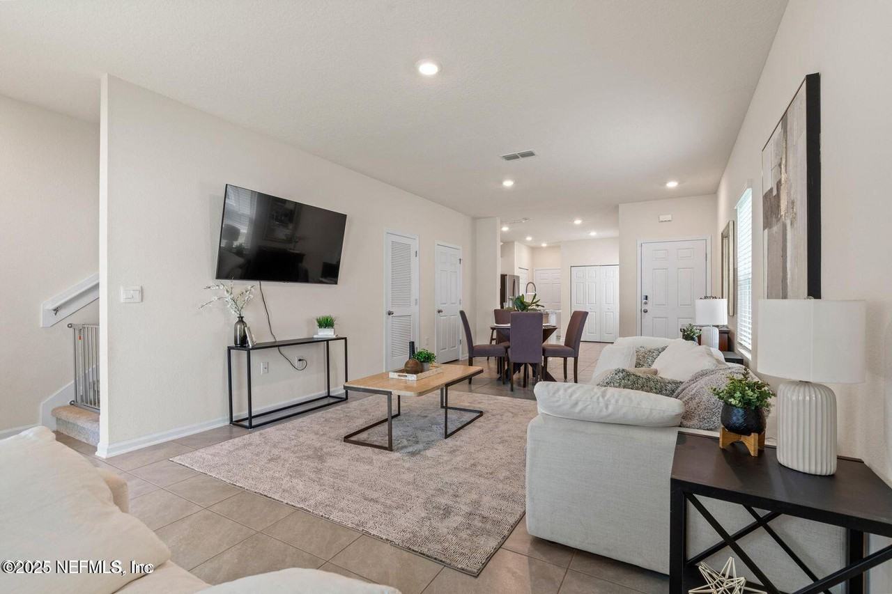 891 Observatory Pkwy - Photo 4 of 19