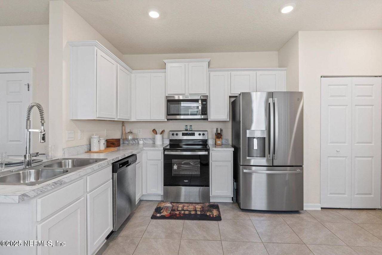 891 Observatory Pkwy - Photo 7 of 19