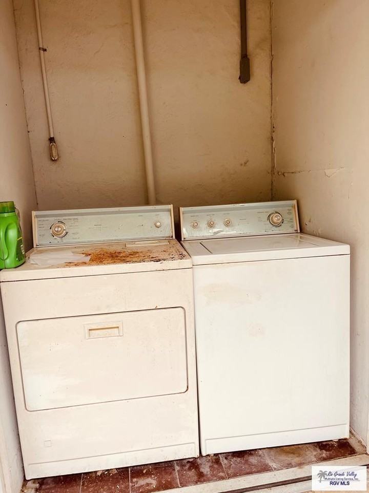 901 Lakeside Blvd - Photo 6 of 22