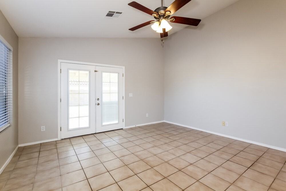 14909 W Watson Cir - Photo 6 of 16