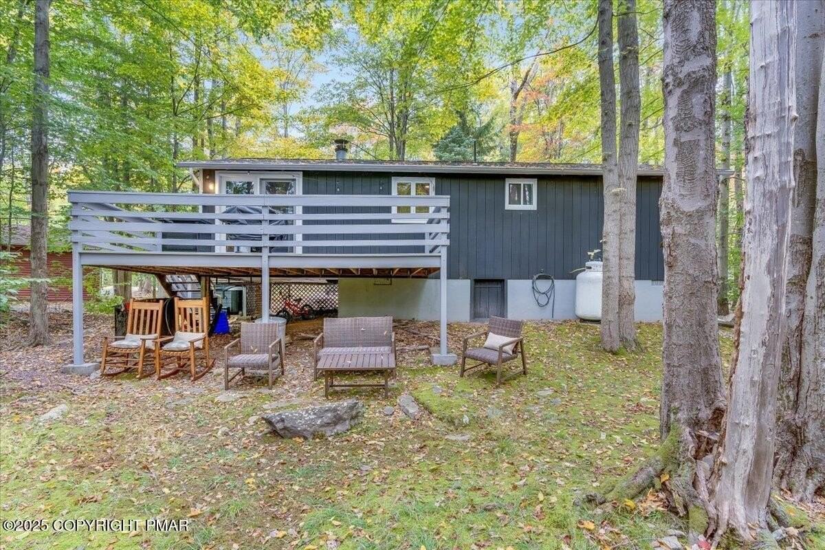 158 Choctaw Dr - Photo 4 of 50