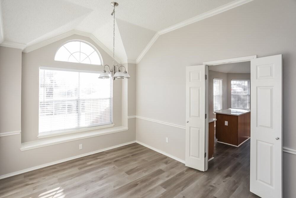 532 Saddle Head Dr - Photo 4 of 16