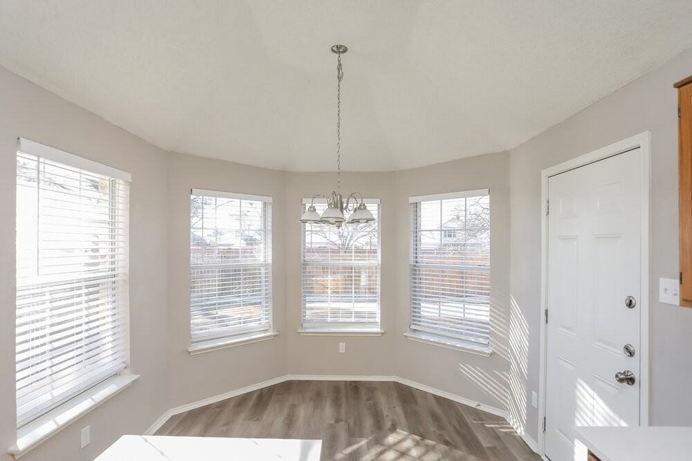 532 Saddle Head Dr - Photo 5 of 16